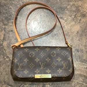 Louis vitton purse